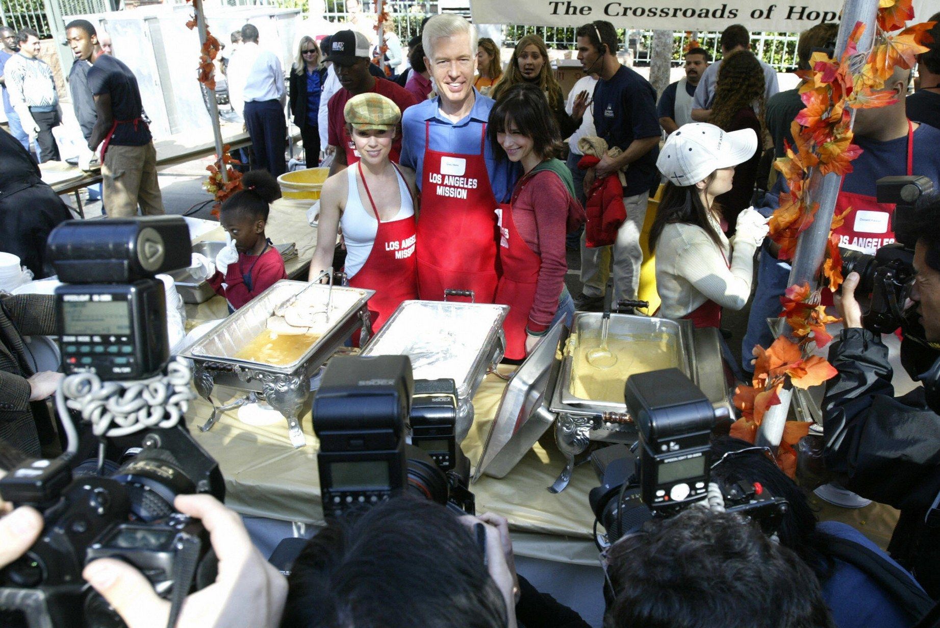 celebritiesreachouttohomeless-001.jpg