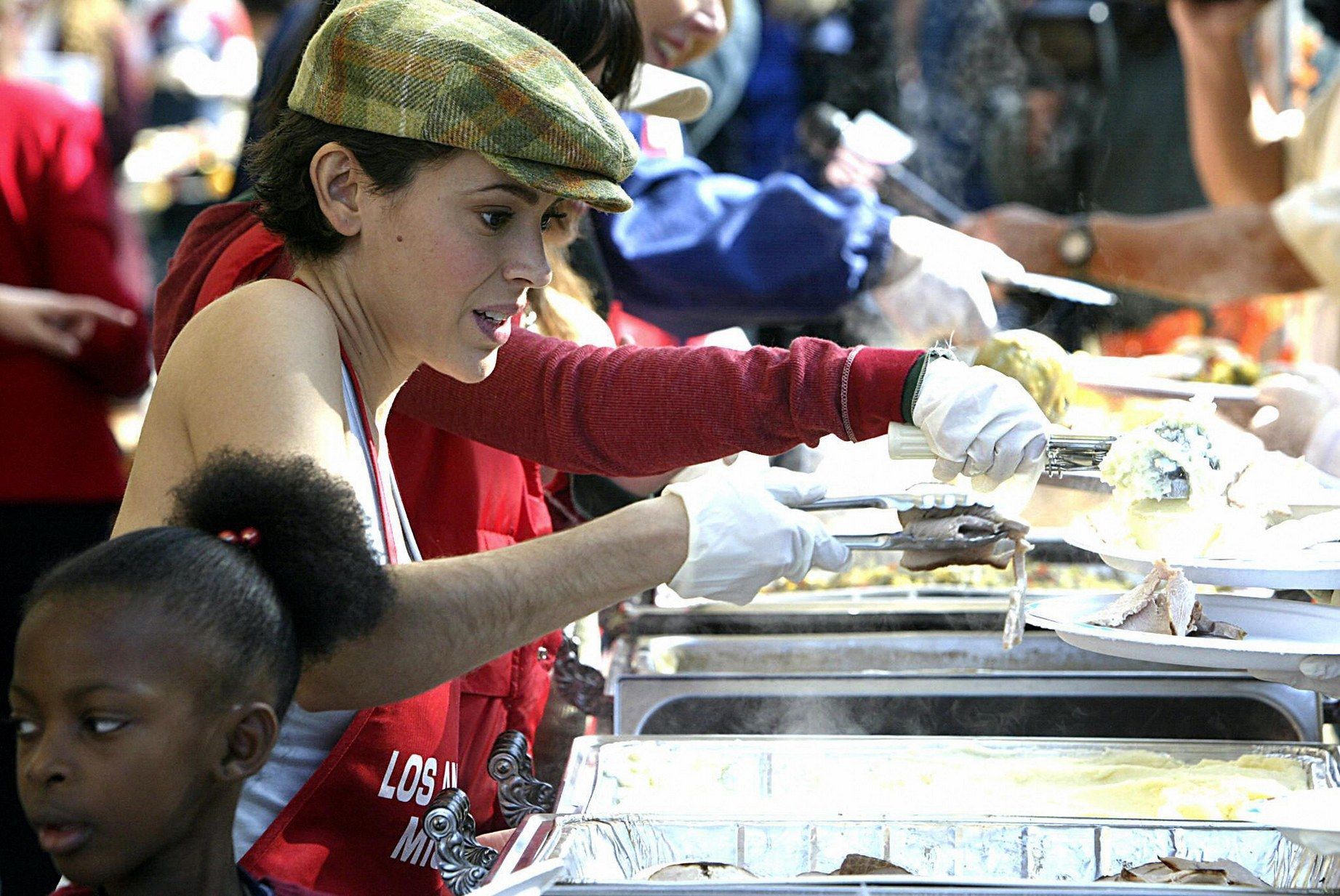 celebritiesreachouttohomeless-002.jpg