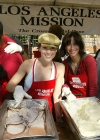 celebritiesreachouttohomeless-003.jpg