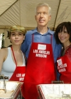 celebritiesreachouttohomeless-012.jpg