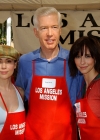 celebritiesreachouttohomeless-018.jpg
