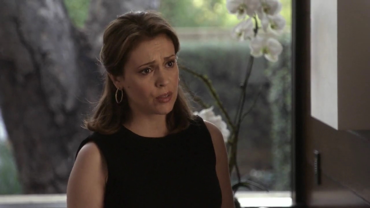 Charmed-Online-dot-net_BreakingIn1x02-0569.jpg