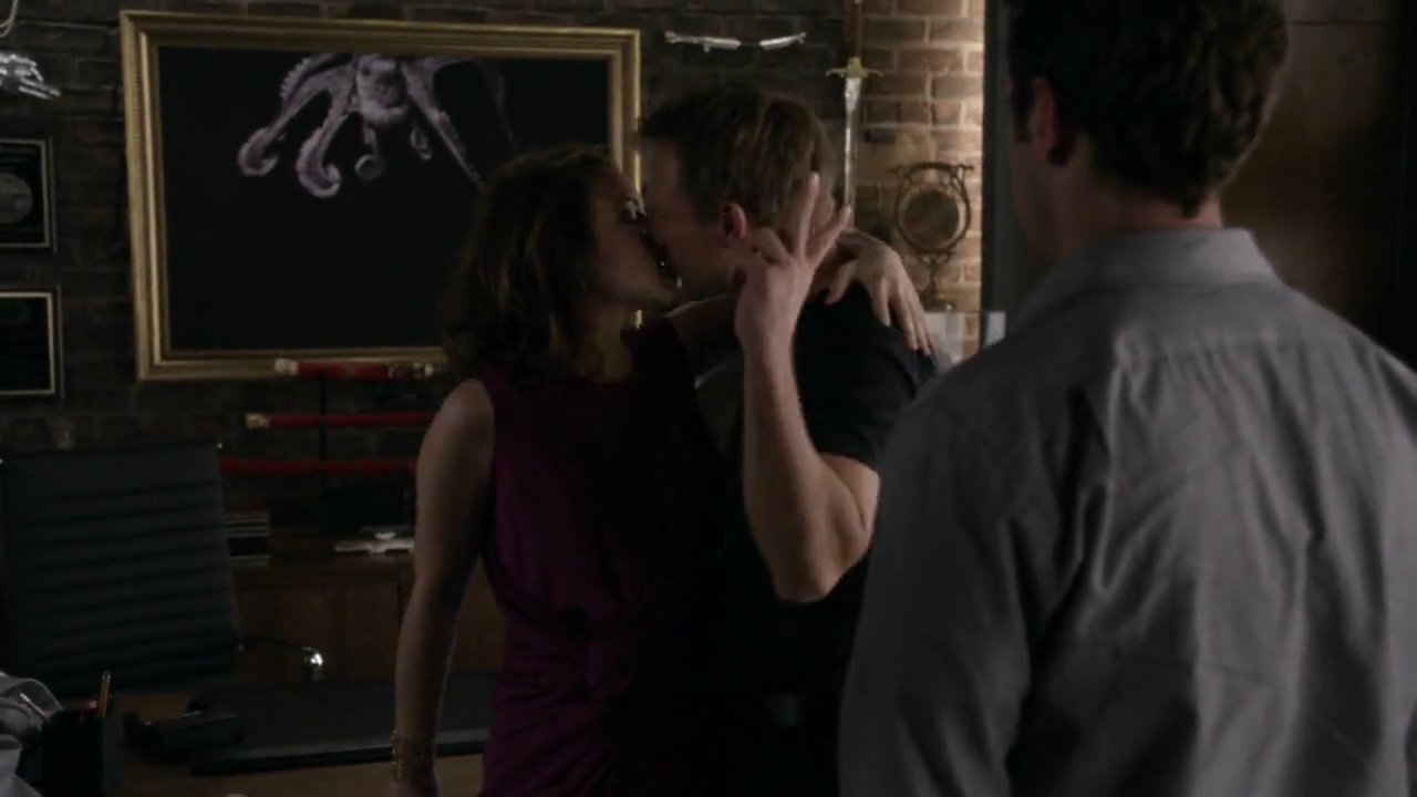 Charmed-Online-dot-net_BreakingIn1x02-0868.jpg