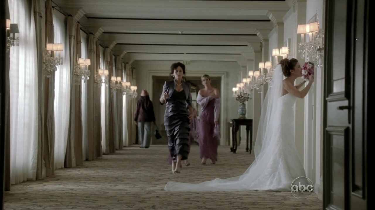 Charmed-Online_dot_nl-Castle2x120026.jpg