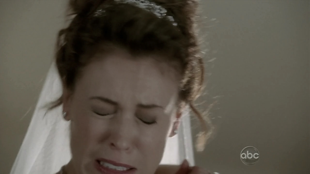 Charmed-Online_dot_nl-Castle2x120063.jpg