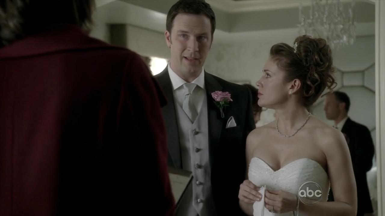 Charmed-Online_dot_nl-Castle2x120256.jpg