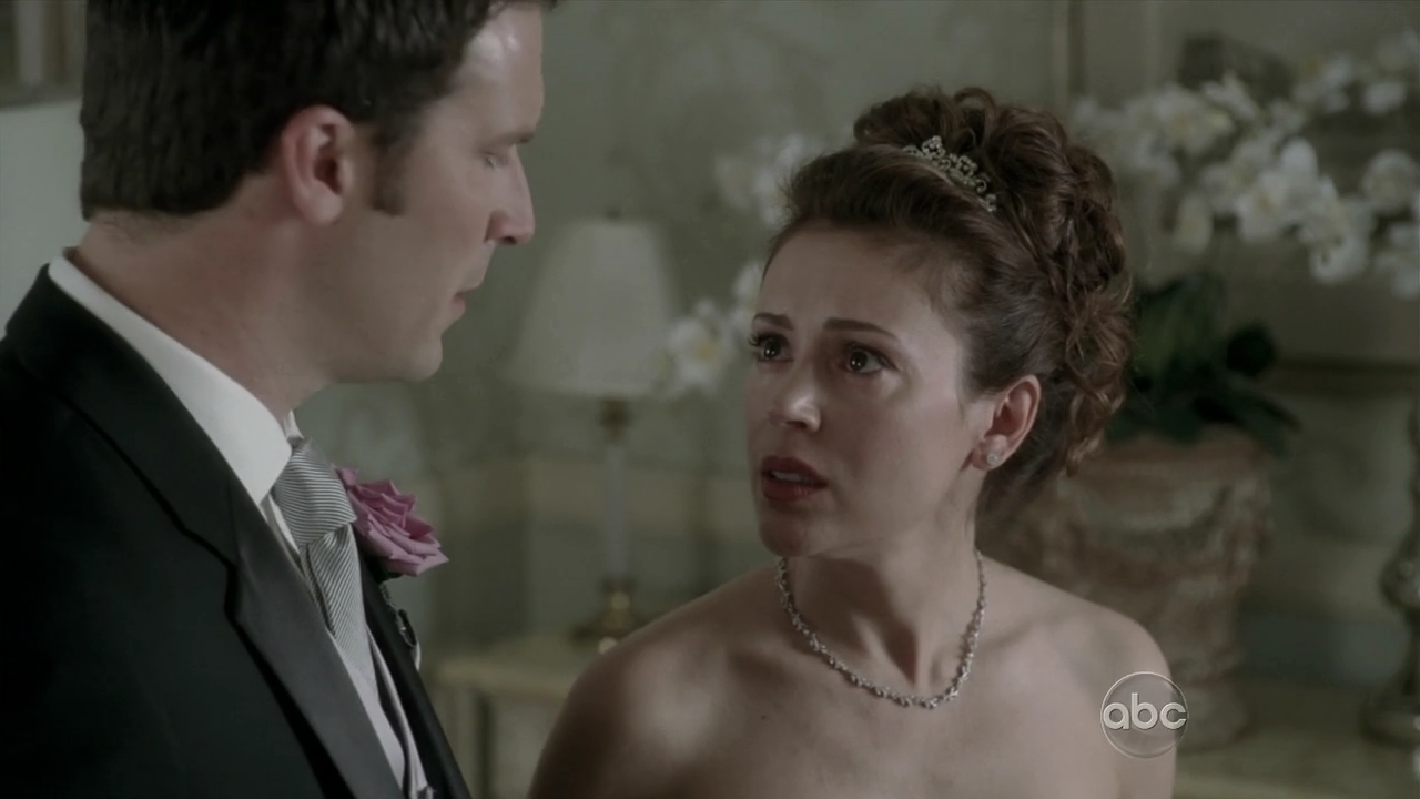 Charmed-Online_dot_nl-Castle2x120257.jpg