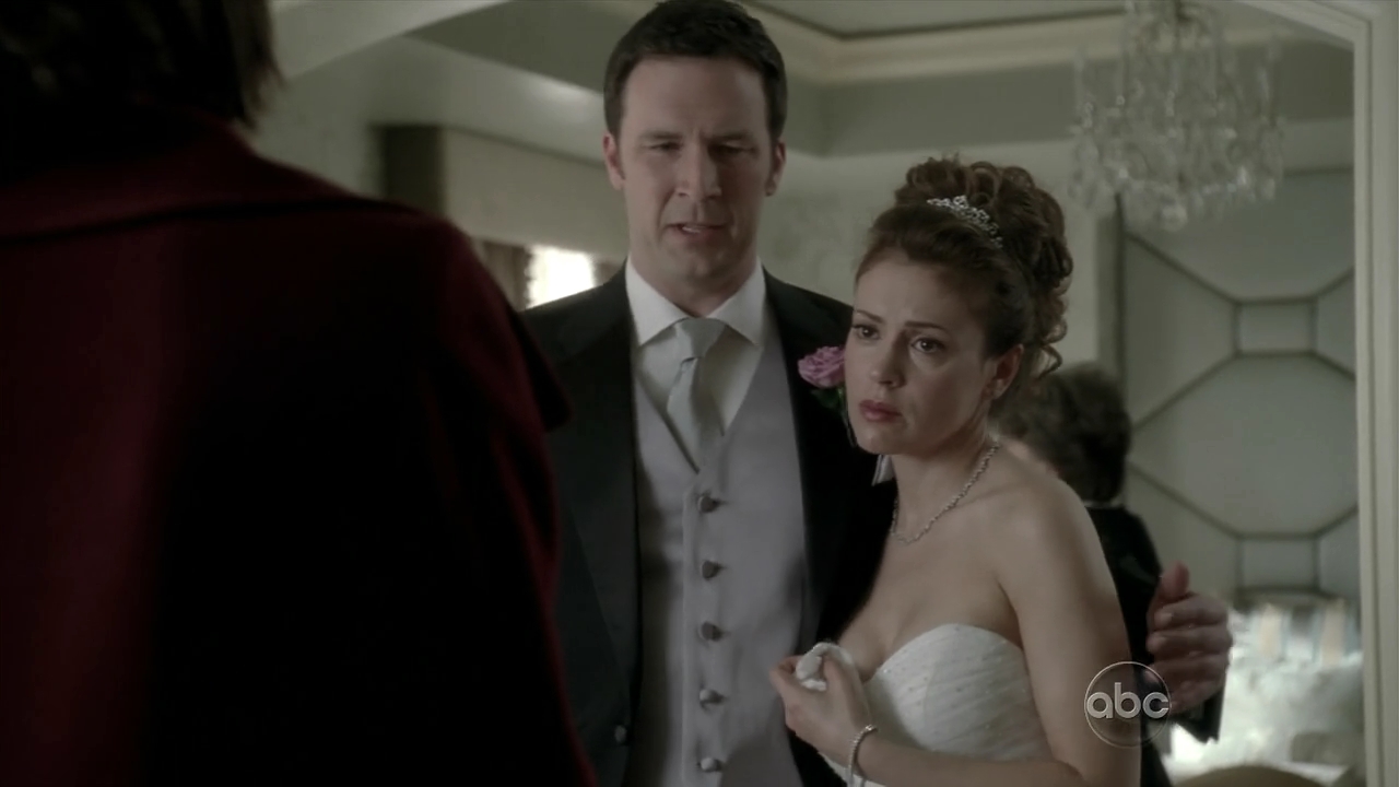 Charmed-Online_dot_nl-Castle2x120272.jpg