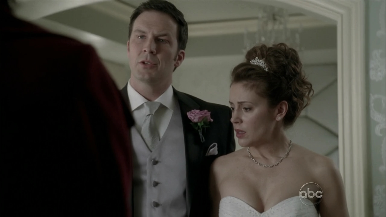 Charmed-Online_dot_nl-Castle2x120285.jpg