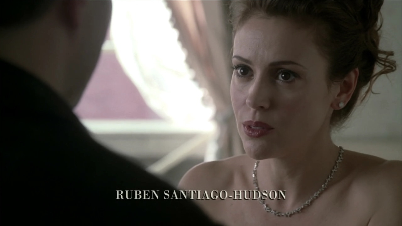 Charmed-Online_dot_nl-Castle2x120430.jpg