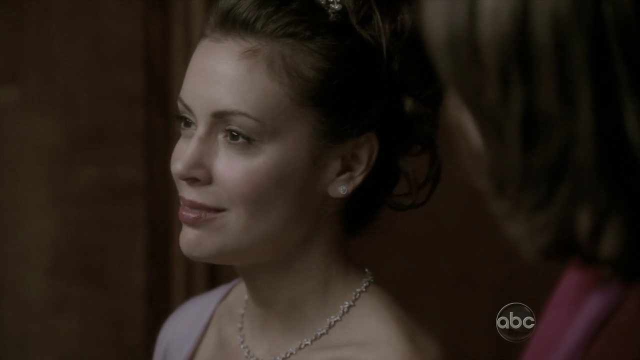Charmed-Online_dot_nl-Castle2x120761.jpg