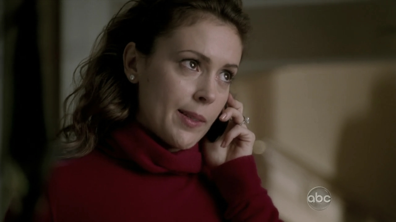 Charmed-Online_dot_nl-Castle2x121116.jpg