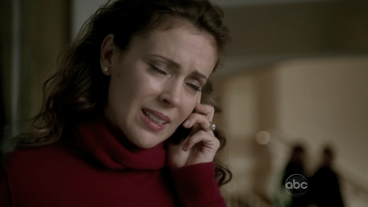 Charmed-Online_dot_nl-Castle2x121127.jpg