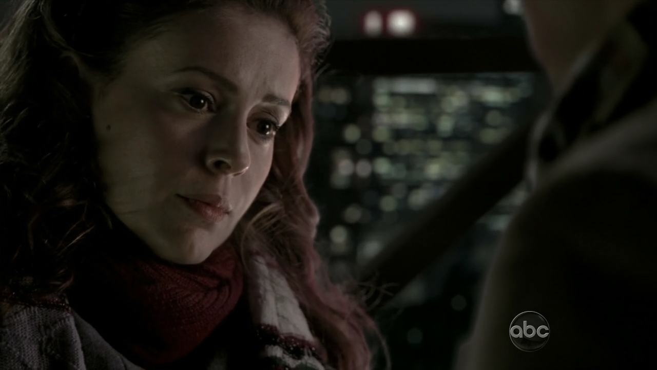 Charmed-Online_dot_nl-Castle2x121219.jpg