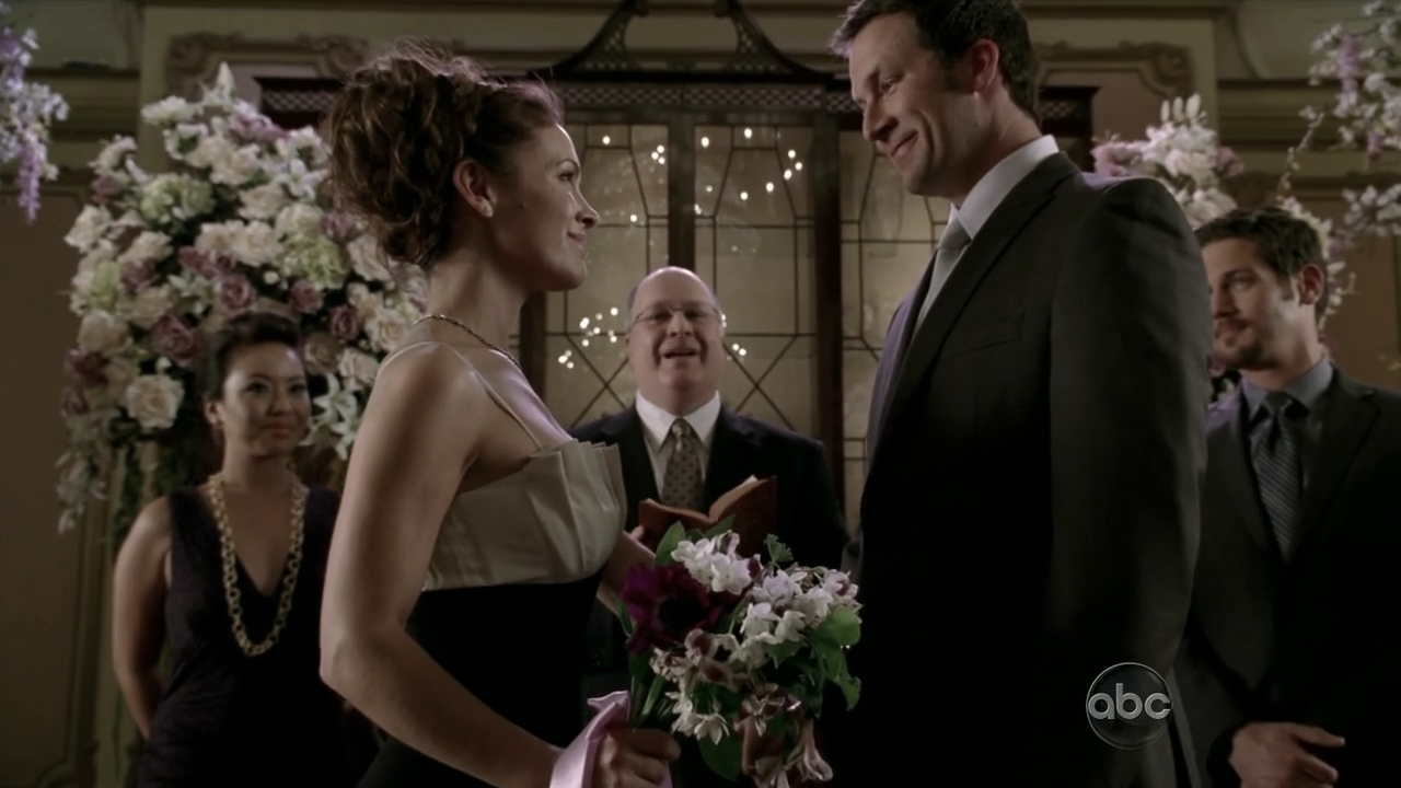 Charmed-Online_dot_nl-Castle2x121536.jpg
