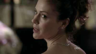 Charmed-Online_dot_nl-Castle2x120893.jpg