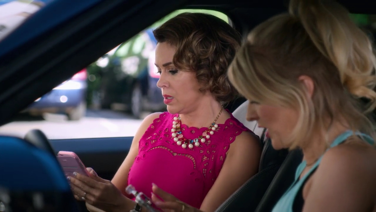Charmed-Online-dot-NL_Insatiable1x02-1929.jpg