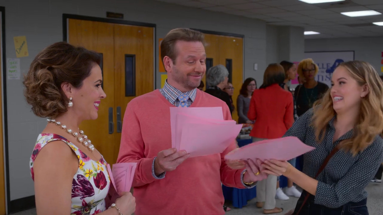 Charmed-Online-dot-NL_Insatiable1x04-1503.jpg