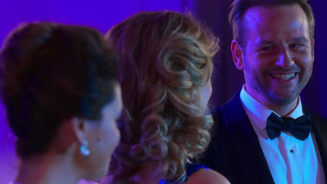 Charmed-Online-dot-NL_Insatiable1x04-4526.jpg