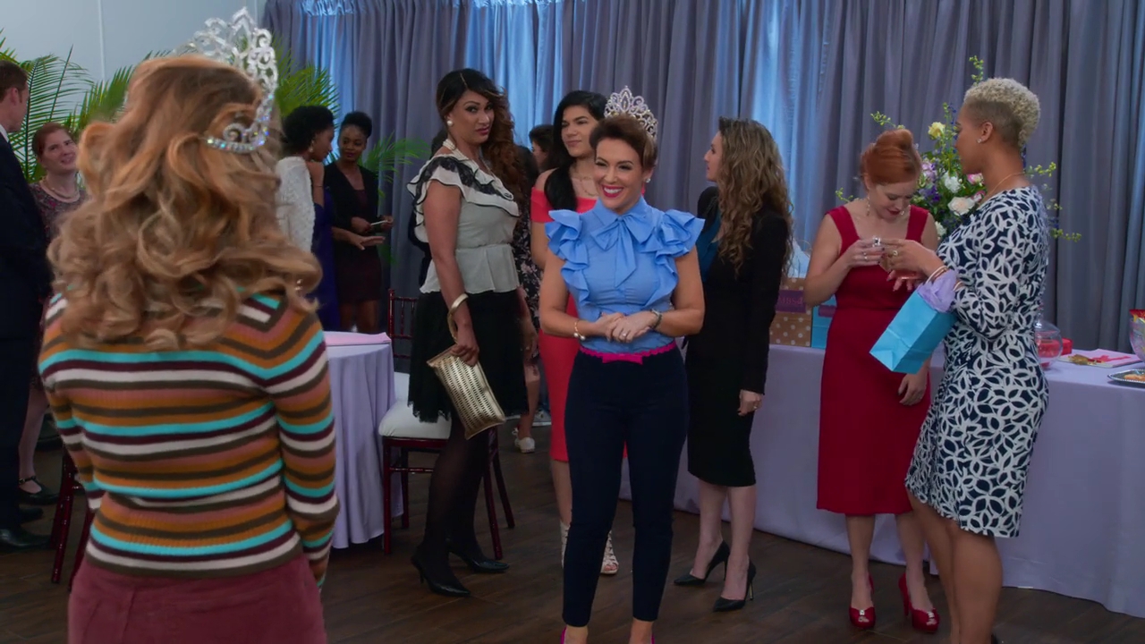 Charmed-Online-dot-NL_Insatiable1x04-4990.jpg