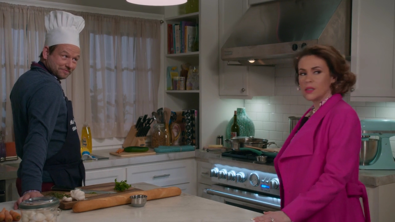 Charmed-Online-dot-NL_Insatiable1x08-0692.jpg