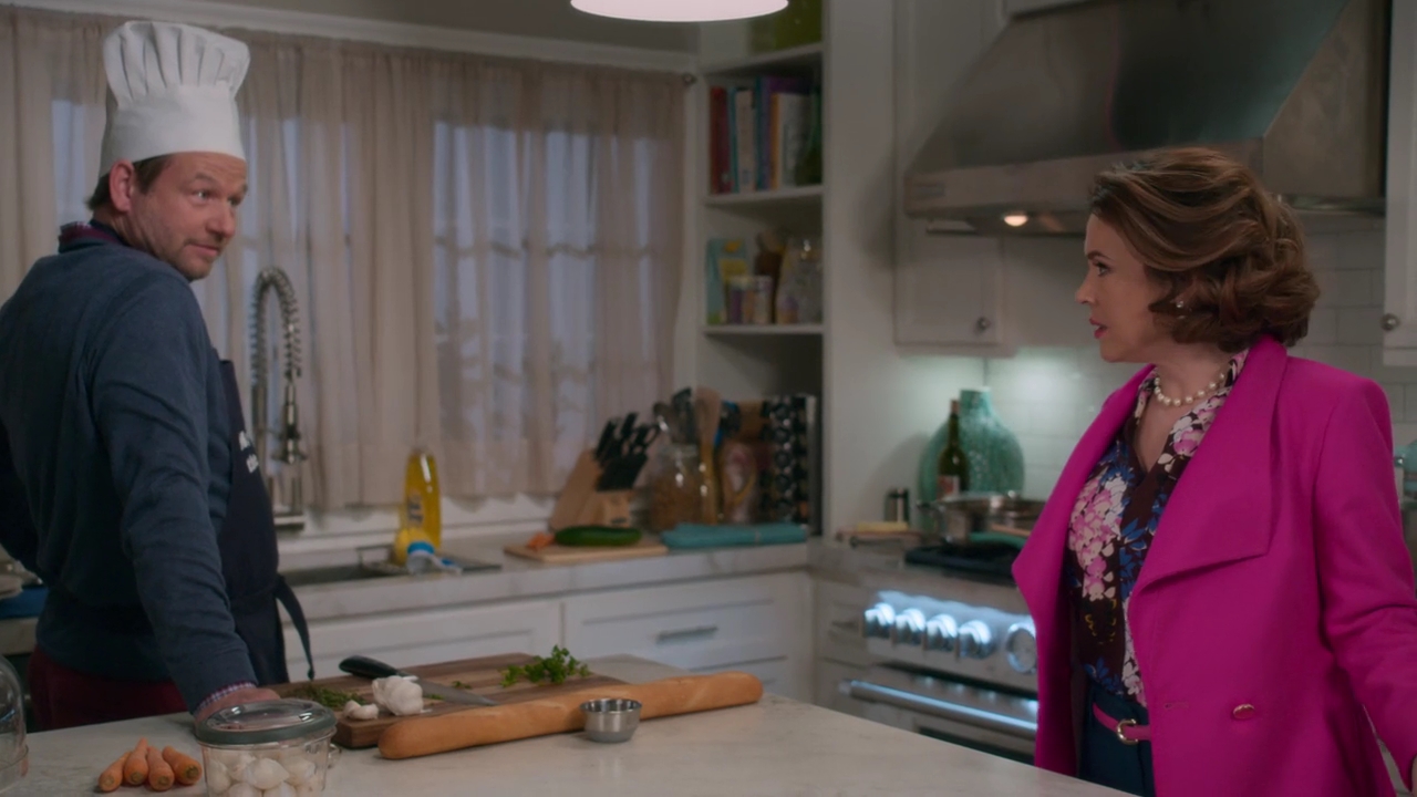 Charmed-Online-dot-NL_Insatiable1x08-0699.jpg