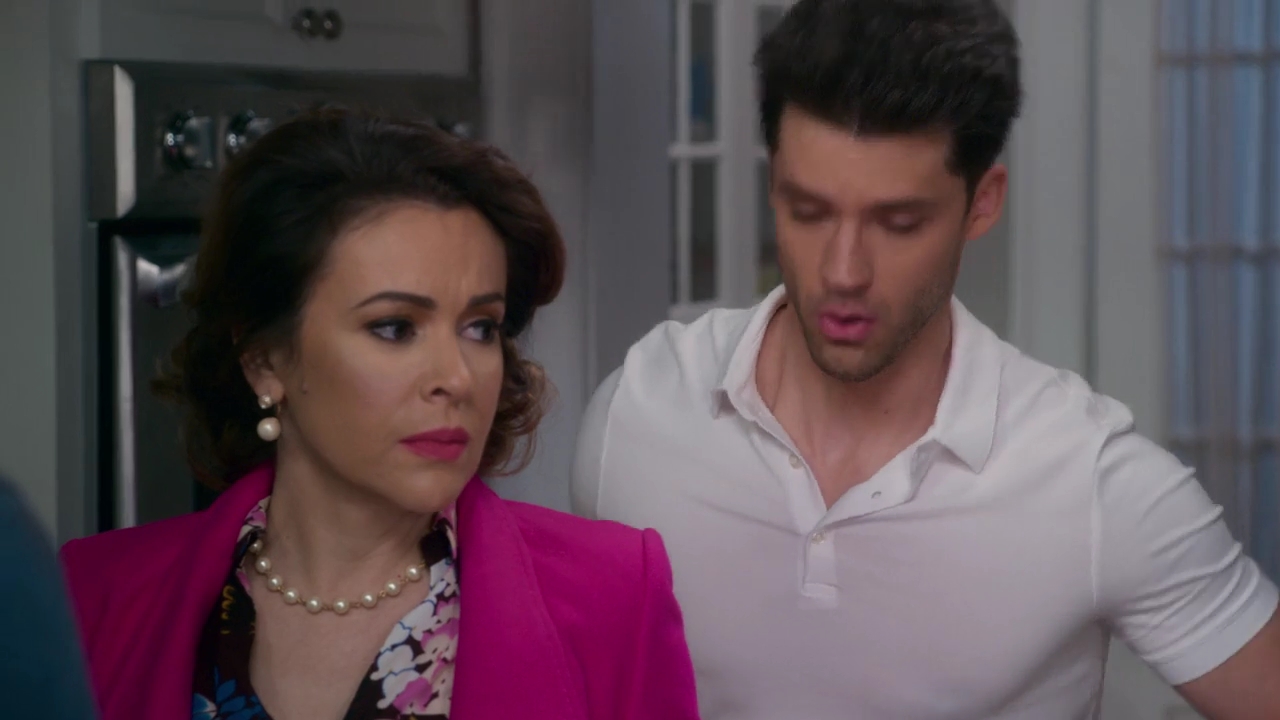 Charmed-Online-dot-NL_Insatiable1x08-0786.jpg