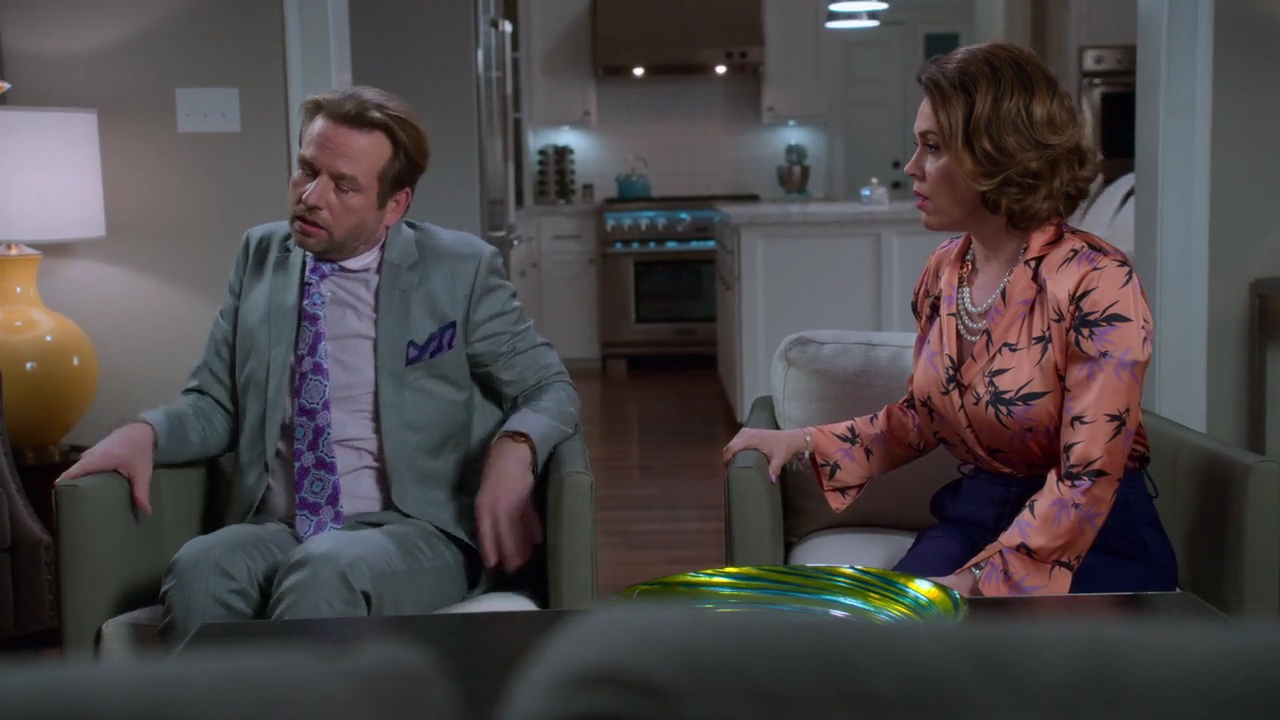Charmed-Online-dot-NL_Insatiable1x09-0778.jpg
