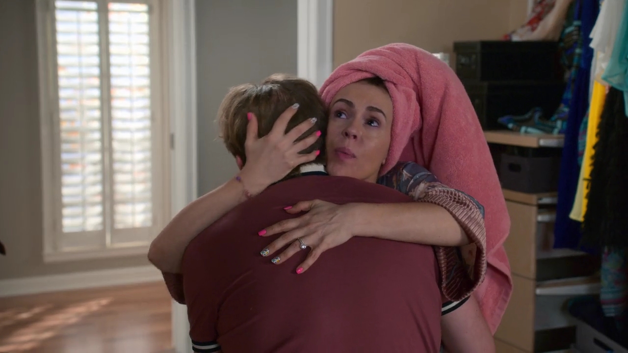 Charmed-Online-dot-NL_Insatiable1x10-0226.jpg