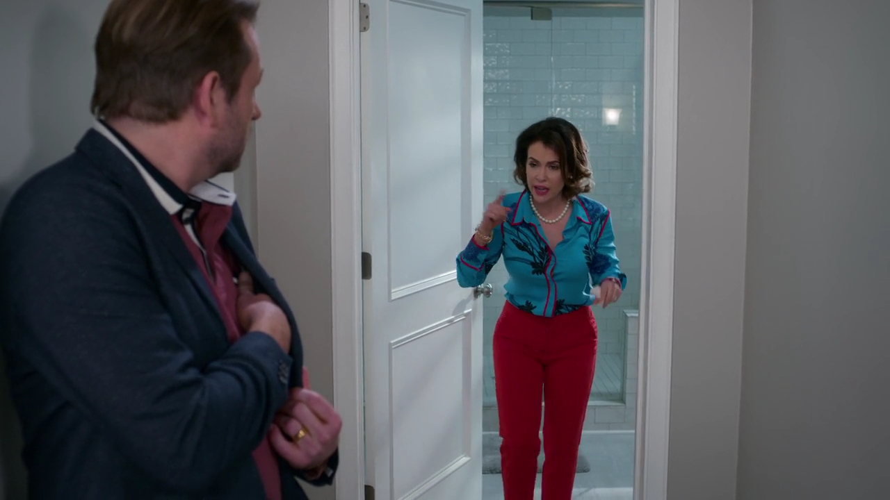 Charmed-Online-dot-NL_Insatiable1x10-1252.jpg