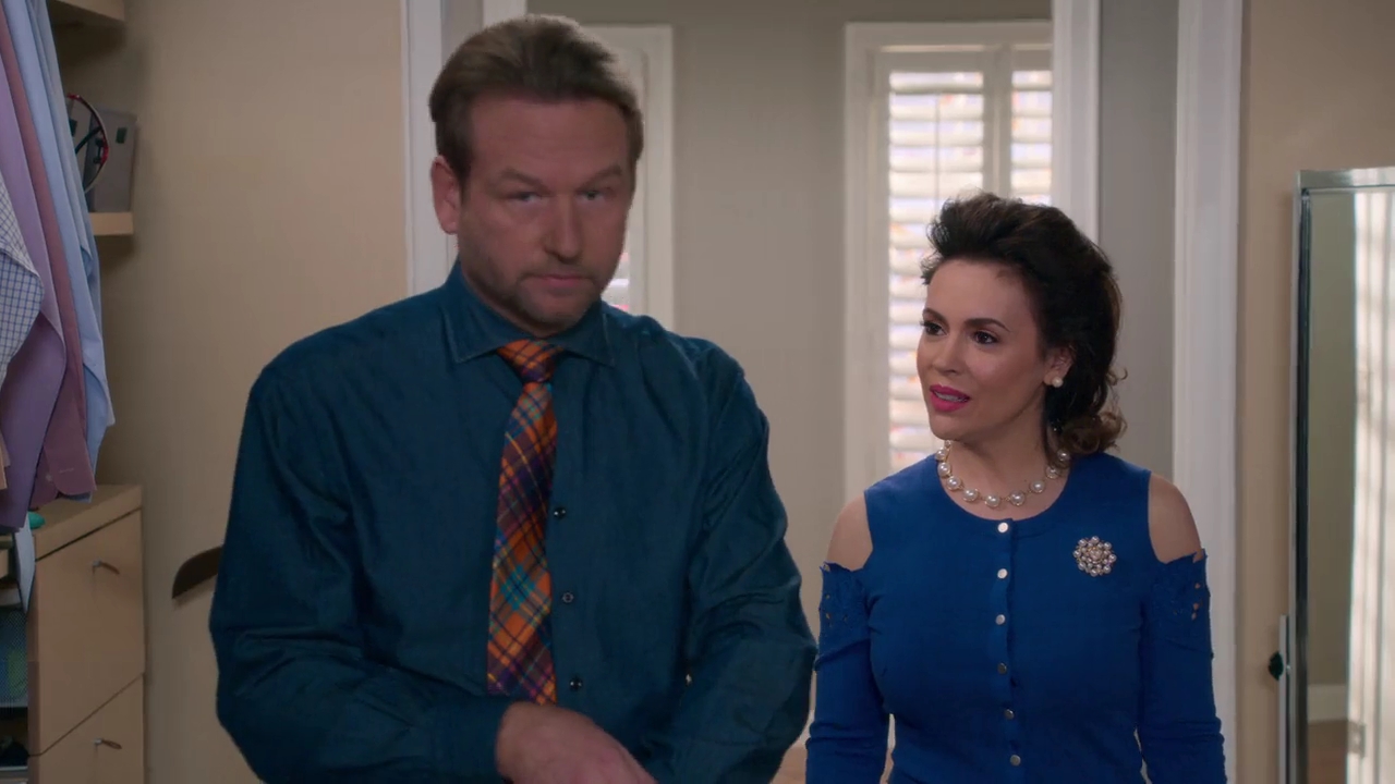 Charmed-Online-dot-NL_Insatiable1x10-1865.jpg