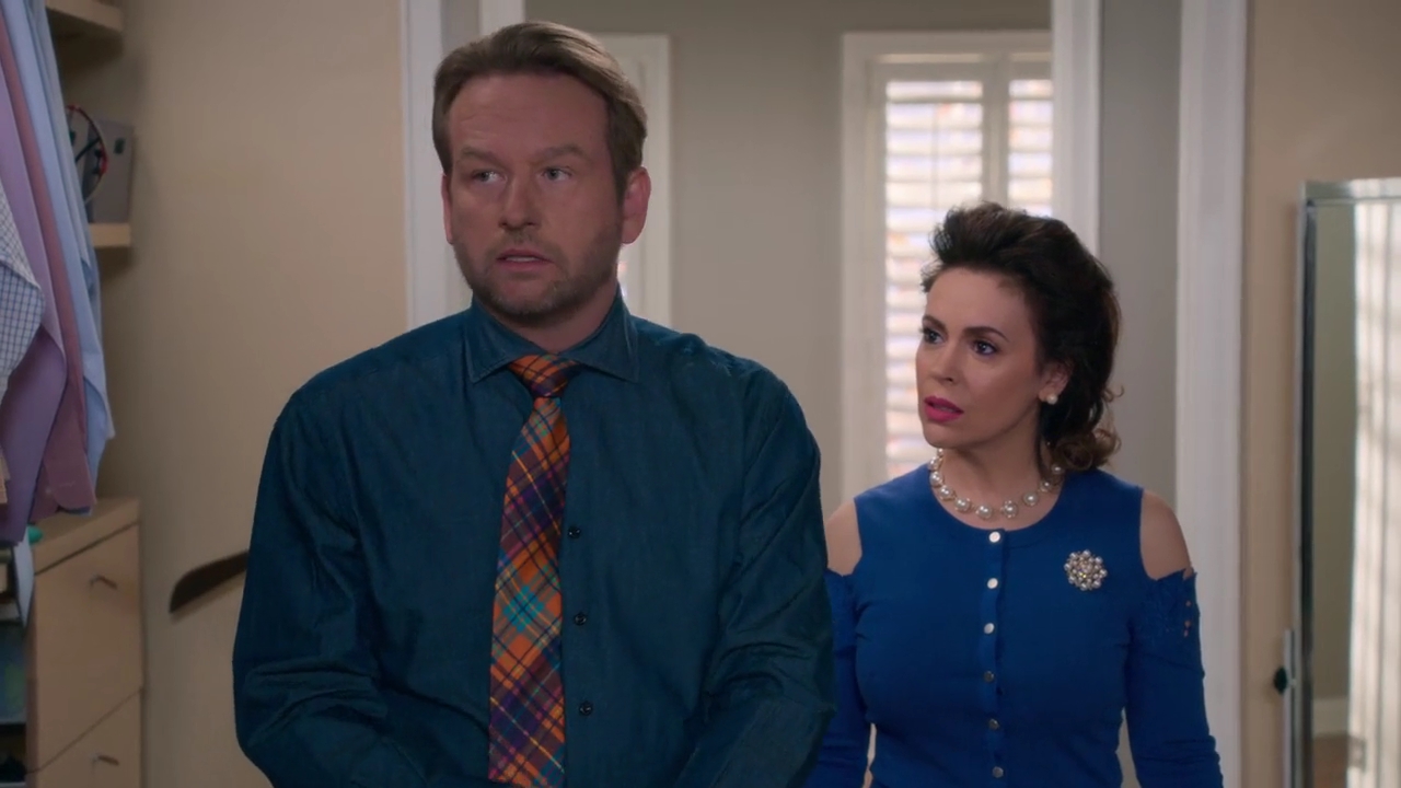 Charmed-Online-dot-NL_Insatiable1x10-1868.jpg