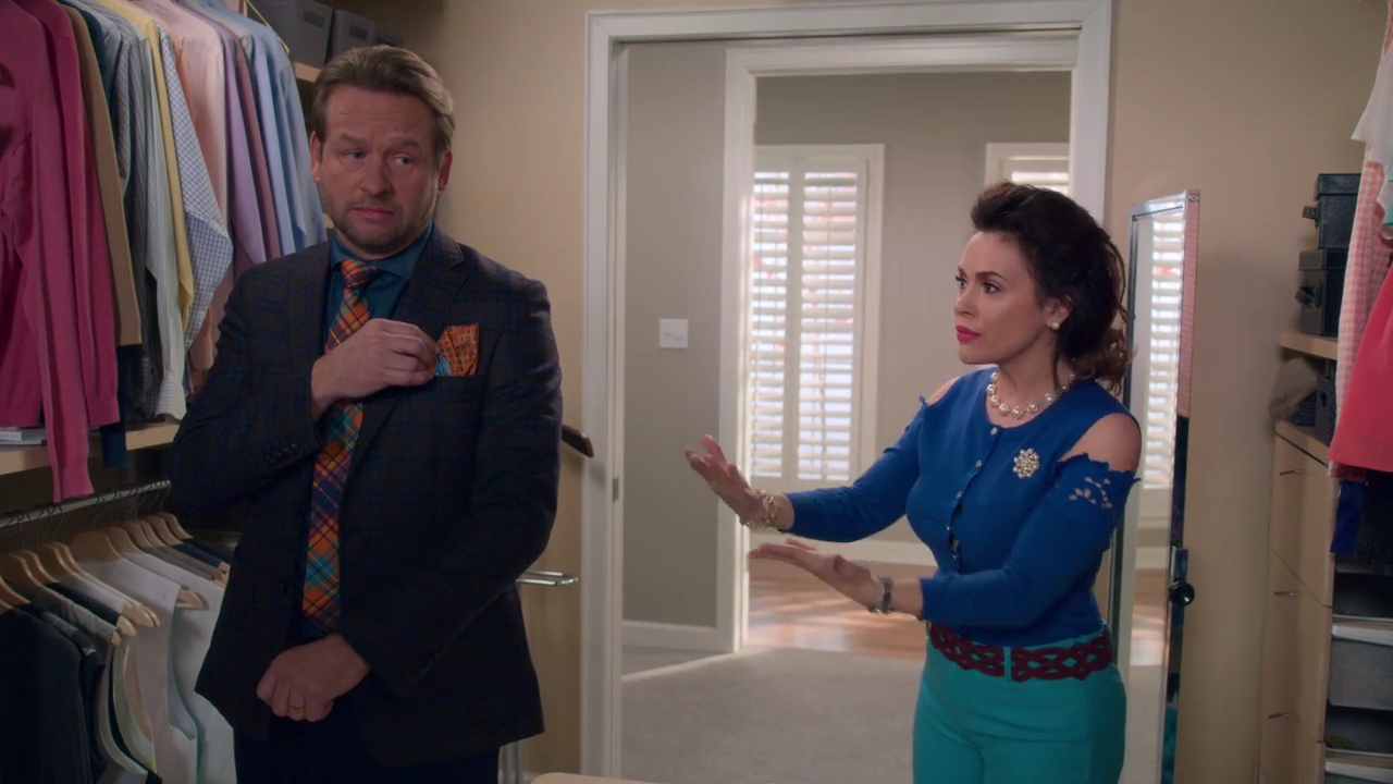 Charmed-Online-dot-NL_Insatiable1x10-1945.jpg