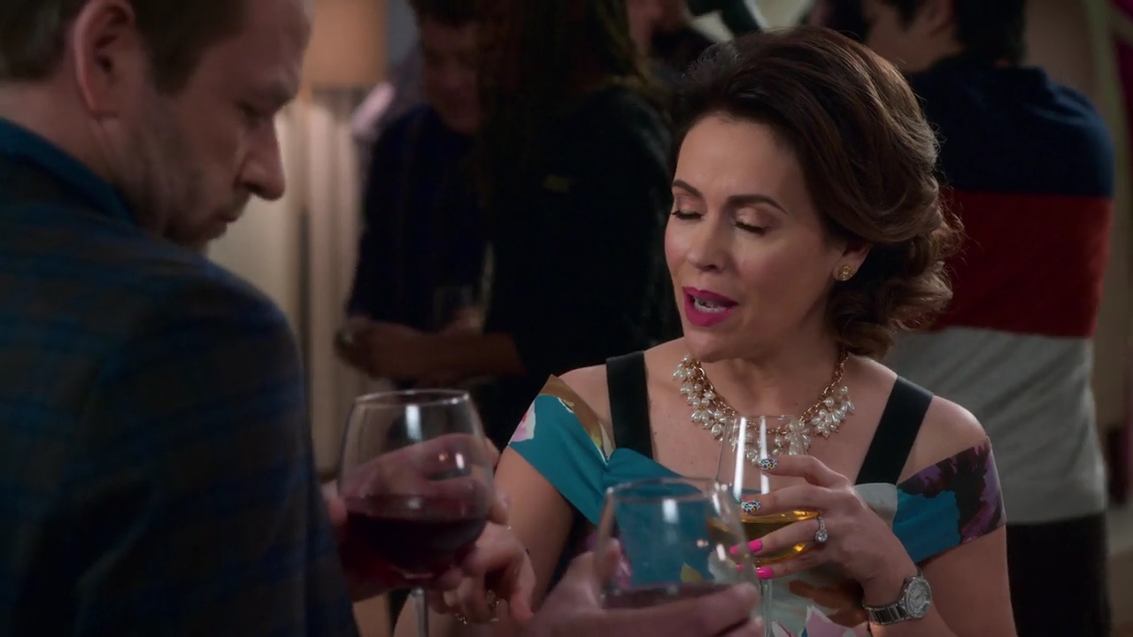 Charmed-Online-dot-NL_Insatiable1x10-1976.jpg