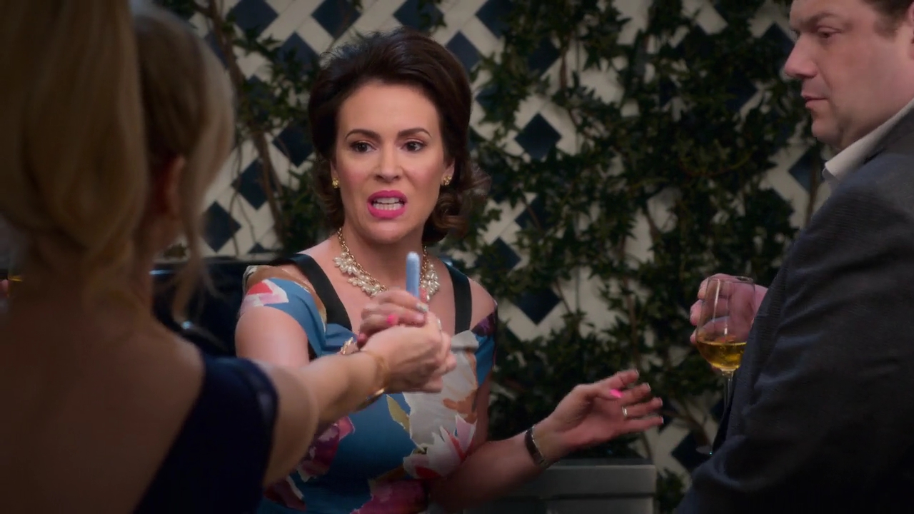 Charmed-Online-dot-NL_Insatiable1x10-2245.jpg