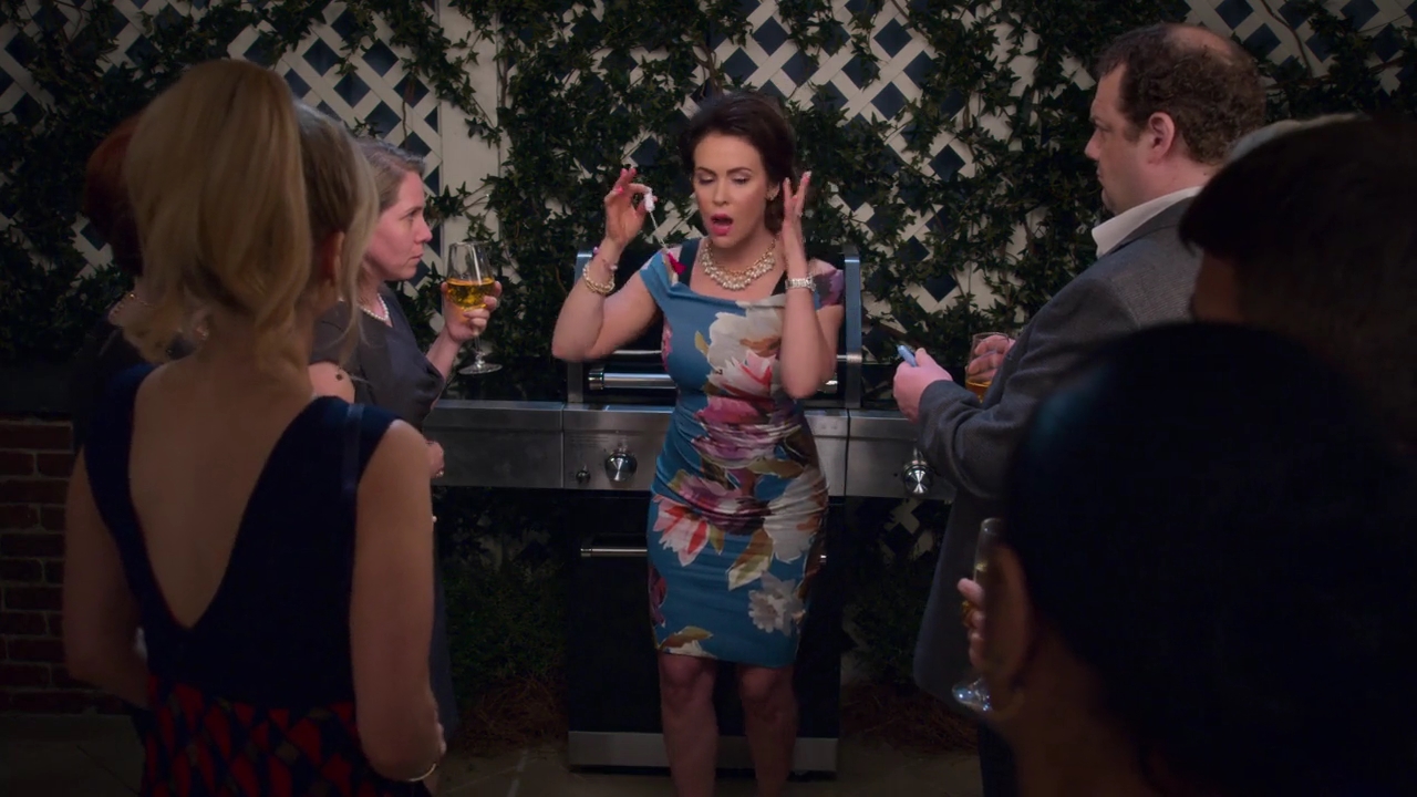 Charmed-Online-dot-NL_Insatiable1x10-2302.jpg
