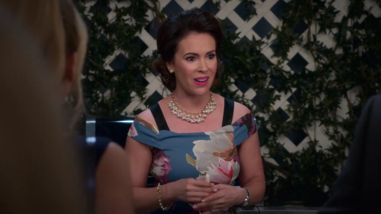 Charmed-Online-dot-NL_Insatiable1x10-2322.jpg