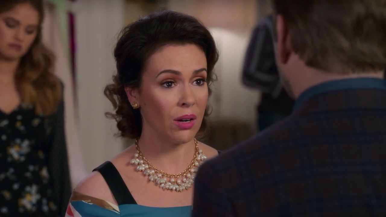 Charmed-Online-dot-NL_Insatiable1x10-3337.jpg