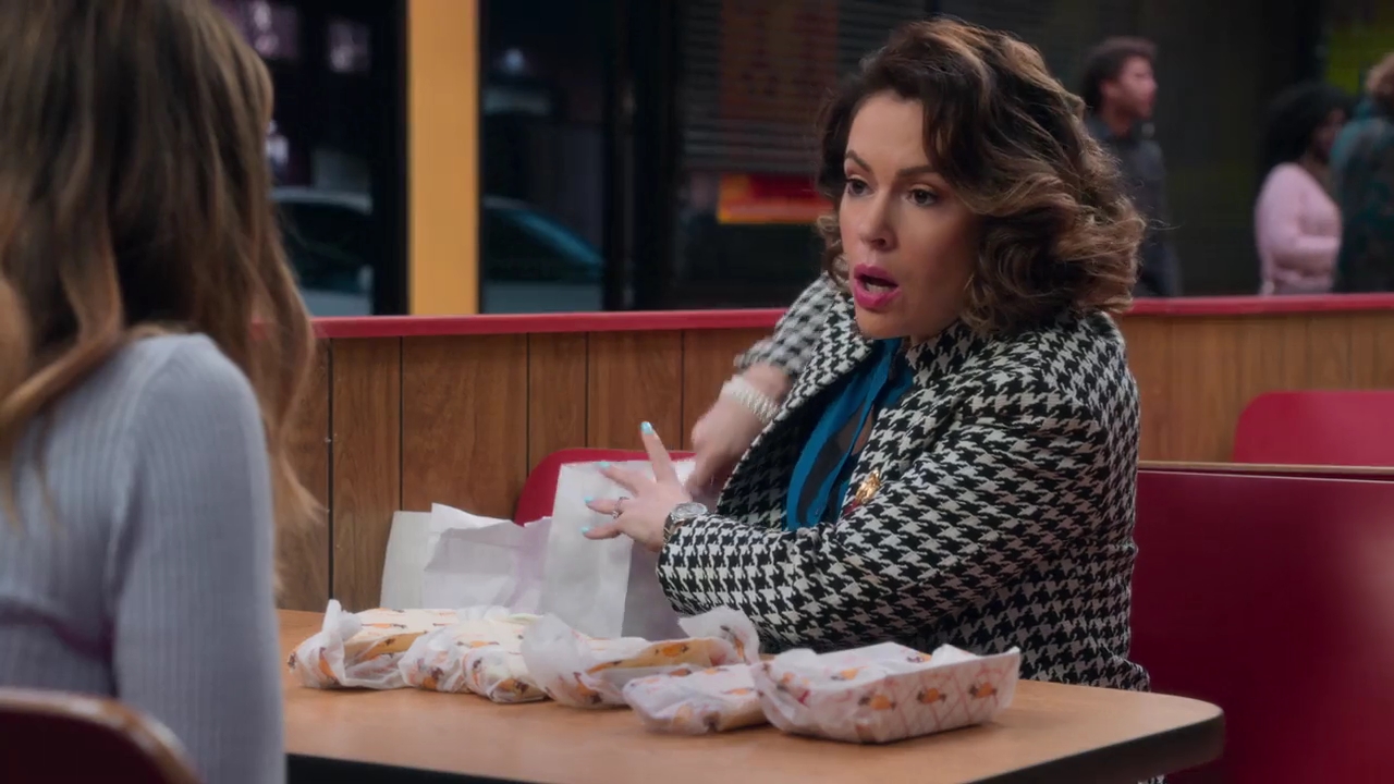 Charmed-Online-dot-NL_Insatiable1x11-1078.jpg Charmed-Online-dot-NL_Insatiable1x11-1078.jpg