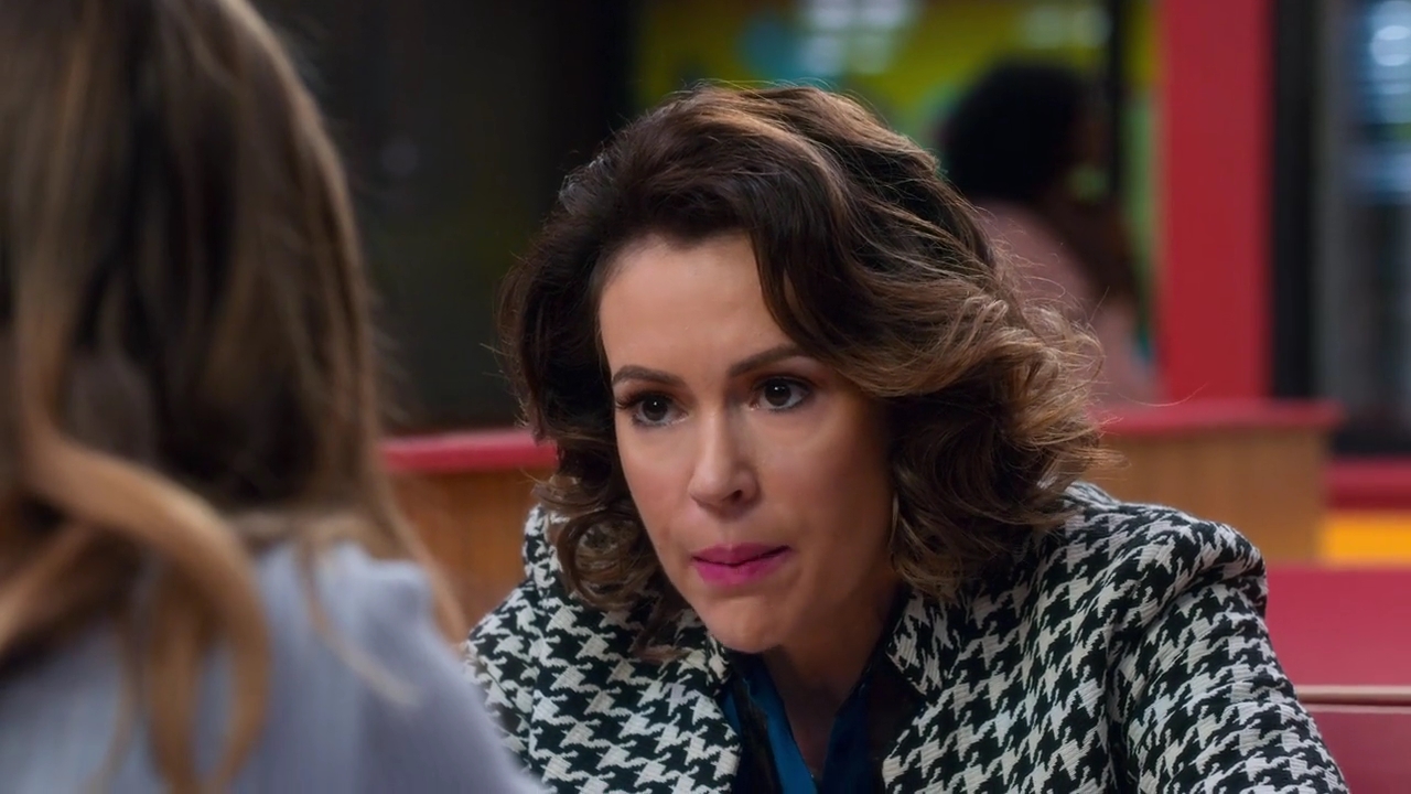 Charmed-Online-dot-NL_Insatiable1x11-1176.jpg