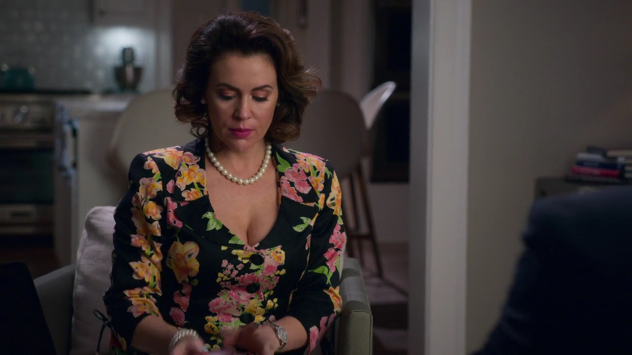Charmed-Online-dot-NL_Insatiable1x11-2634.jpg