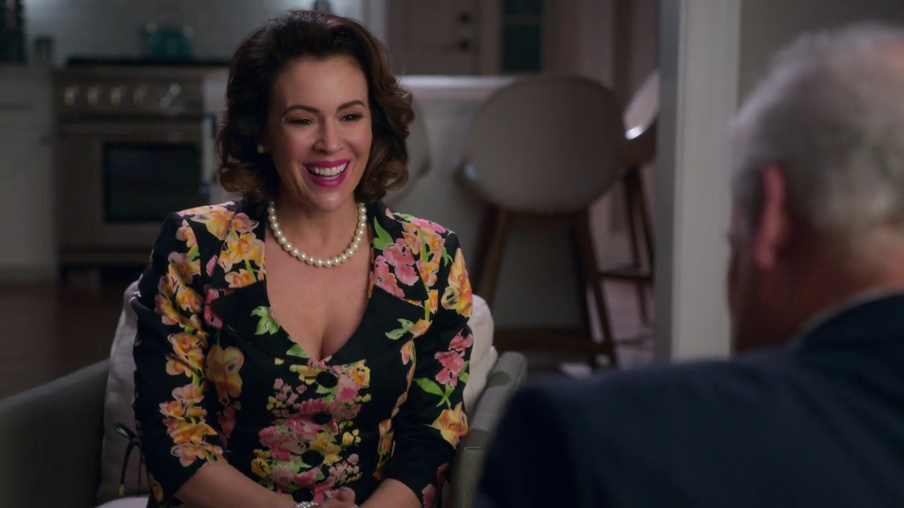 Charmed-Online-dot-NL_Insatiable1x11-2702.jpg
