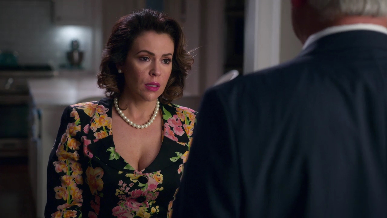 Charmed-Online-dot-NL_Insatiable1x11-2784.jpg