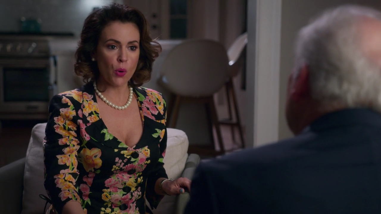 Charmed-Online-dot-NL_Insatiable1x11-2825.jpg