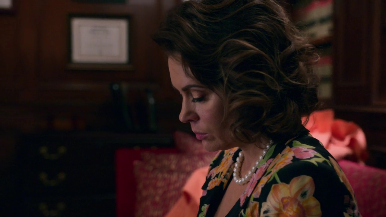 Charmed-Online-dot-NL_Insatiable1x11-2946.jpg
