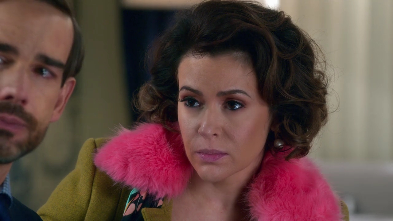 Charmed-Online-dot-NL_Insatiable1x12-1158.jpg