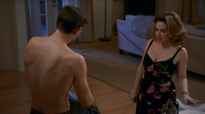 Charmed-Online-dot-nl_Insatiable2x01-00272.jpg