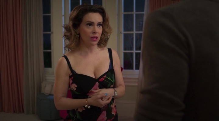Charmed-Online-dot-nl_Insatiable2x01-00586.jpg
