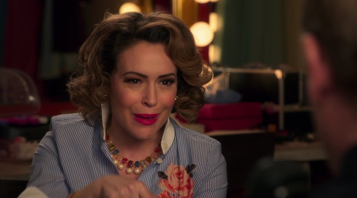 Charmed-Online-dot-nl_Insatiable2x02-00122.jpg