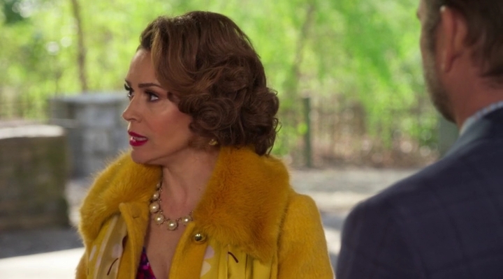 Charmed-Online-dot-nl_Insatiable2x02-01222.jpg